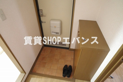 【玄関】 | ハイローズ船橋弐番館