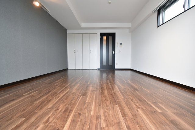 プライマル西宮夙川の居間・リビング