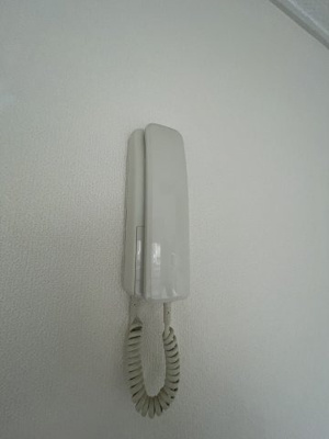 【セキュリティ】 | クリーンハイツ豊里 | 受話器付きインターホンです