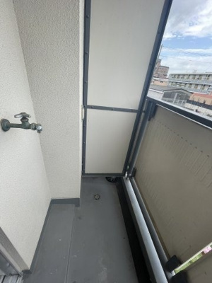 【設備】 | クリーンハイツ豊里 | 室外洗濯機置き場です