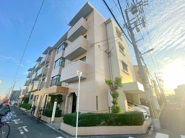 ファミール上田の外観