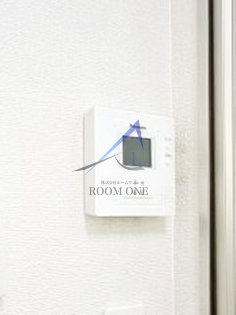 ウイステリア西台のセキュリティ|モニター付きインターホンです。