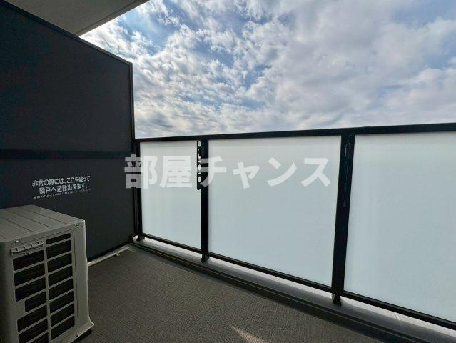プレサンス太閤通駅前デュプルのバルコニー