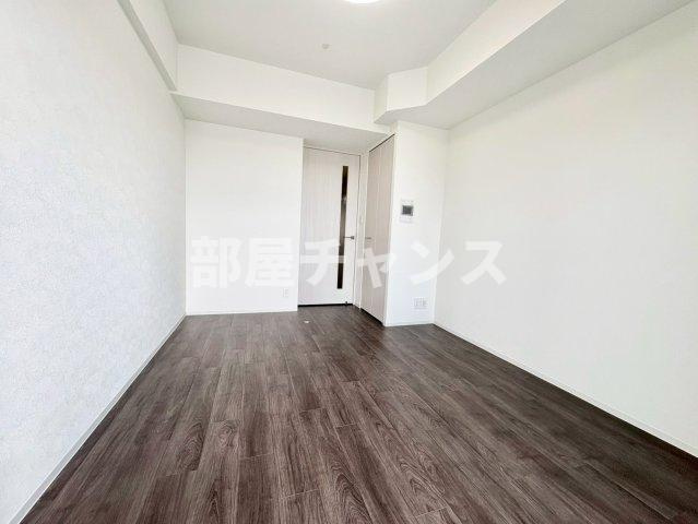 プレサンス太閤通駅前デュプルの寝室