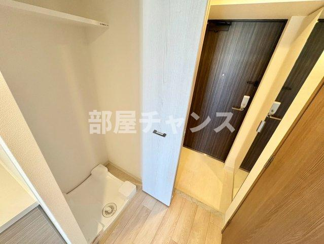 エスリード栄エステージの玄関