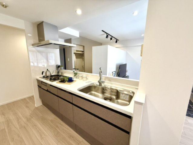 ロイヤルコンフォート日進のキッチン|キッチン（2025年10月新規交換）