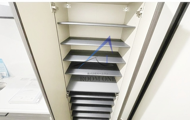 Ｆｉｅｌｄ　Ｌａｇｏｏｎ下小田中