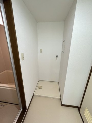 【洗面所】 | メゾンドール