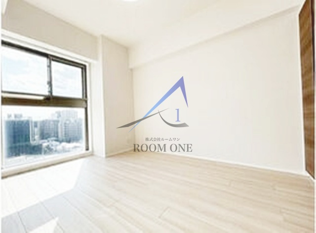 フェアリーガーデン横濱阪東橋の居間・リビング|洋室のお部屋です。