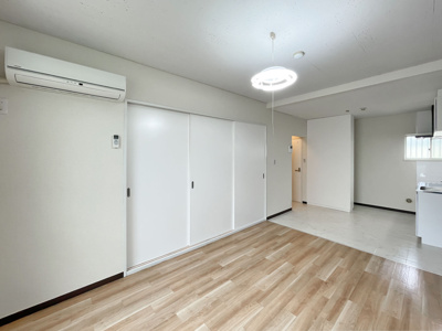 【居間・リビング】 | 高稲荷ハイツ