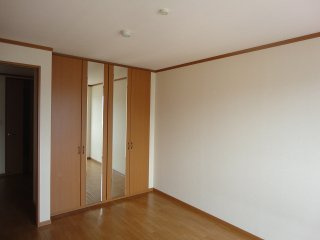 【洋室】 | エレガントモレノ | 北側洋室