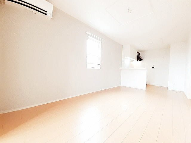 サンライズＢの居間・リビング