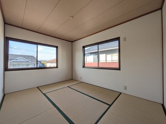 【和室】 | 宗像市城西ヶ丘６丁目　戸建て | 2階の和室。大容量のウォークインクローゼット付きです