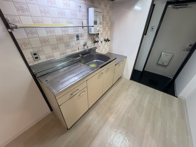 庄内フラッツのキッチン