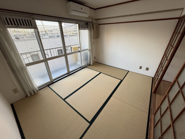 庄内フラッツの和室