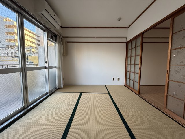 庄内フラッツの和室