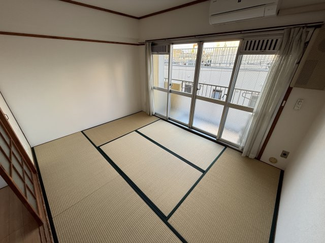 庄内フラッツの寝室