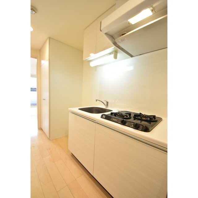 ラスパシオ三軒茶屋の内装|明るい色調の室内です