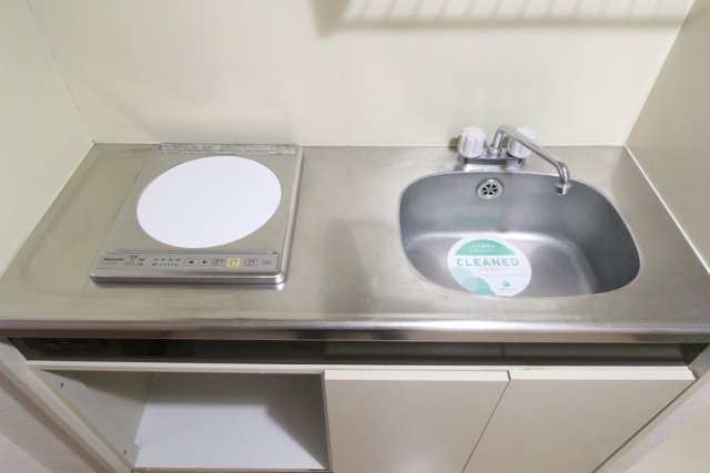 サンパレス中野のキッチン|1口IHコンロ