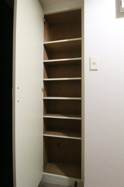 サンパレス中野の収納|靴入