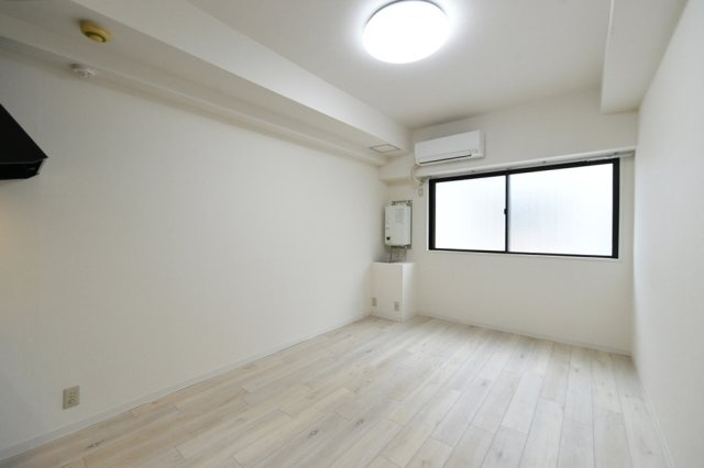 日興パレス渋谷の洋室|きれいな洋室です