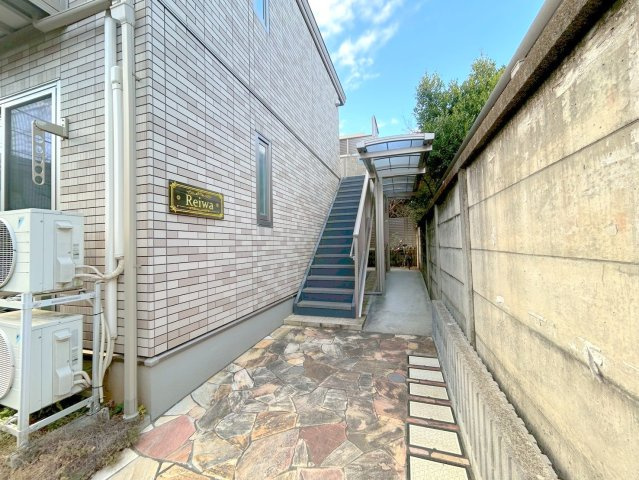 ＲＥＩＷＡのエントランス|★閑静な住宅街★