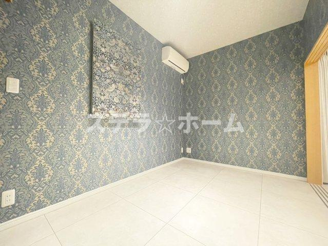 加島1戸建の洋室|個人の部屋や寝室として使える洋室です