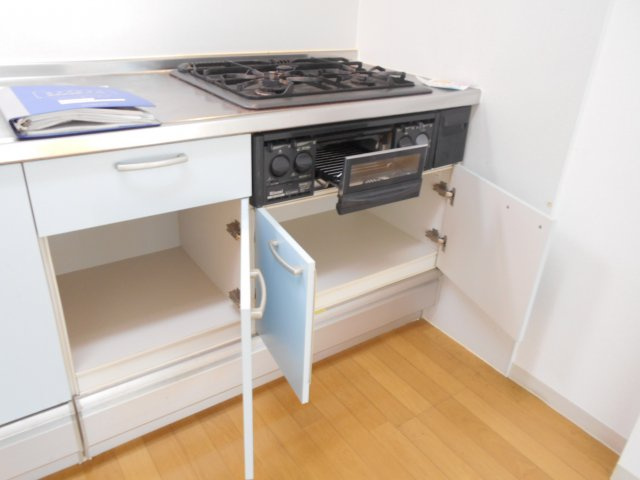 KAZU市川のキッチン