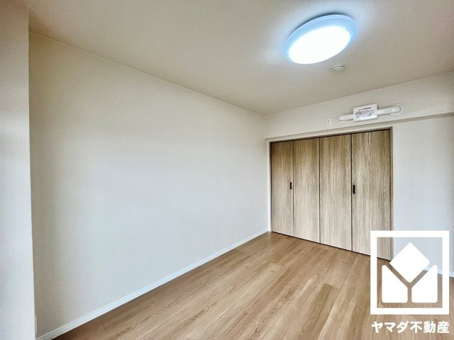 ユニ宇治マンション3号館の洋室