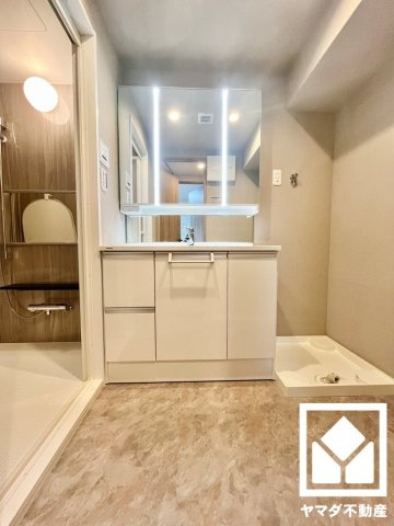 ユニ宇治マンション3号館の独立洗面台