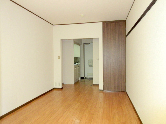 ヴォーンツィンマーシャインの洋室|★テラスから洋室★