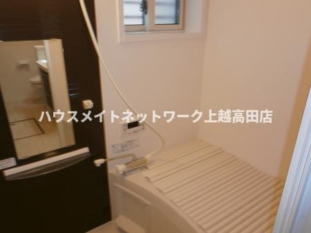 ｇｒｏｗｉｎｇの浴室|浴室