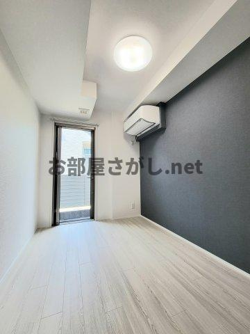 ロッソ・カンパーナの内装|きれいな洋室です