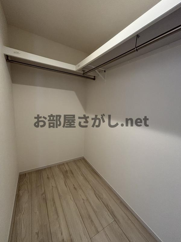 リブリ・Grande Ⅶ #板橋区 #新築 #西台 #デザイナーズの収納|大きなものも収納できそうです