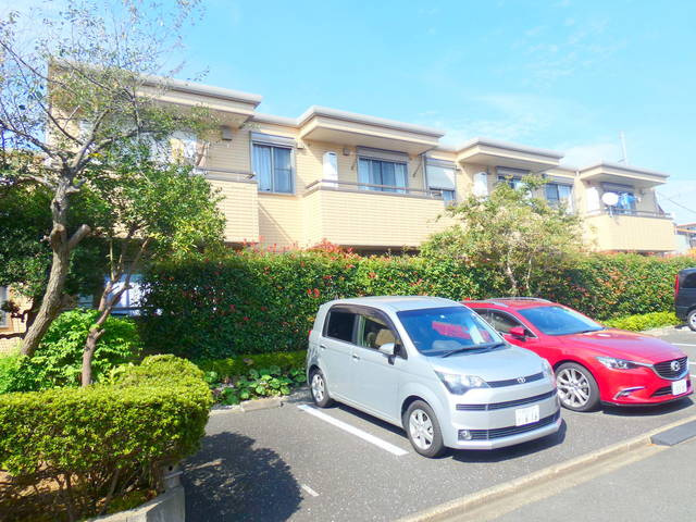 オークヒル　Ｓ棟の駐車場