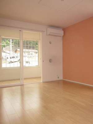 【居間・リビング】 | サニーフィールズ寒田Ⅰ