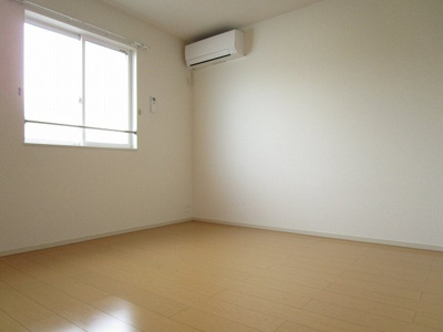 【内装】 | マローネ・フェルト