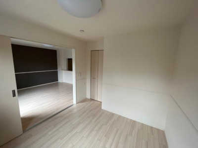 【内装】 | ＬｏｎｇＲｉｖｅｒ四郎丸 | 洋室