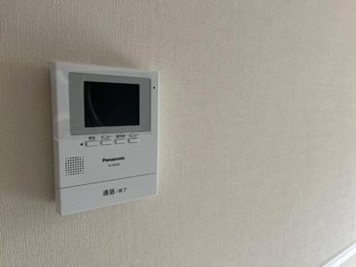 【内装】 | ＬｏｎｇＲｉｖｅｒ四郎丸 | カラーインターホン