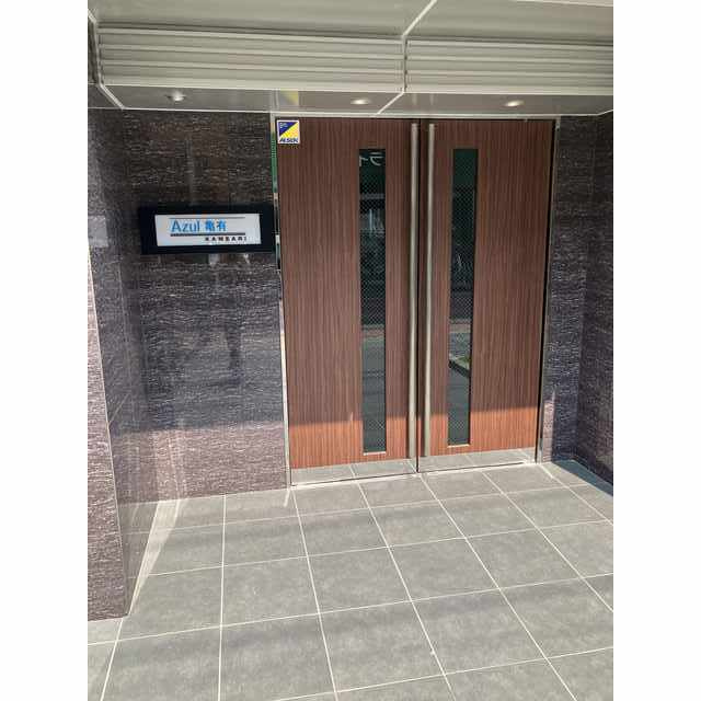 アスール亀有のエントランス