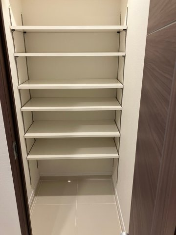 GENOVIA墨田八広skygardenの収納