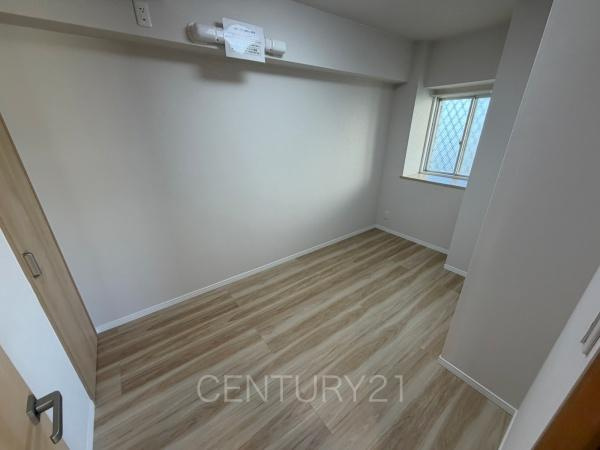 ベルメゾン末広Ｅの洋室