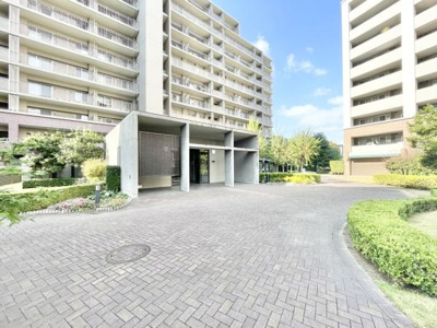 【エントランス】 | 北花田庭園都市グランアヴェニューウエストプレイス | 毎日の生活には好立地で便利です！