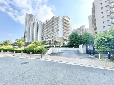 【その他】 | 北花田庭園都市グランアヴェニューウエストプレイス | 周辺には、コンビニやスーパーなどの生活に便利な施設が揃っております♪