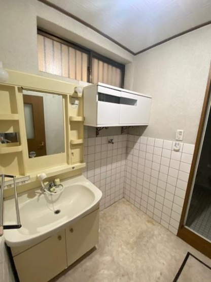 【独立洗面台】