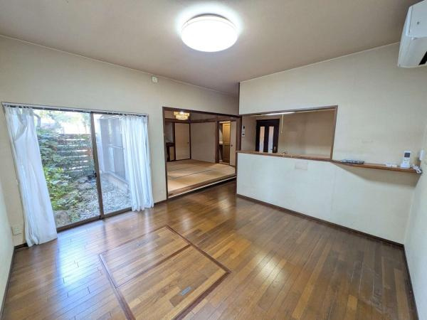 【居間・リビング】