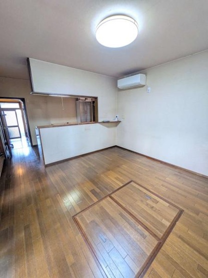 【居間・リビング】