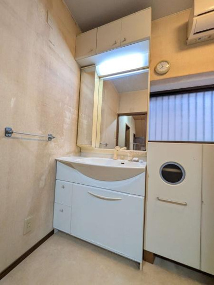 【独立洗面台】