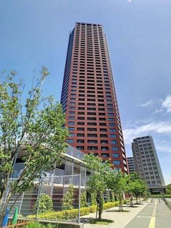 アイタワーの外観