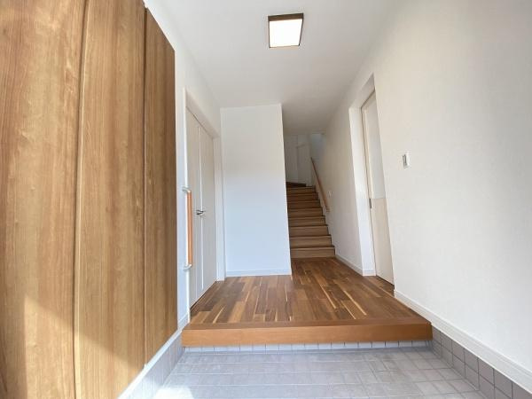 【玄関】 | 垂水区学が丘4丁目　中古戸建